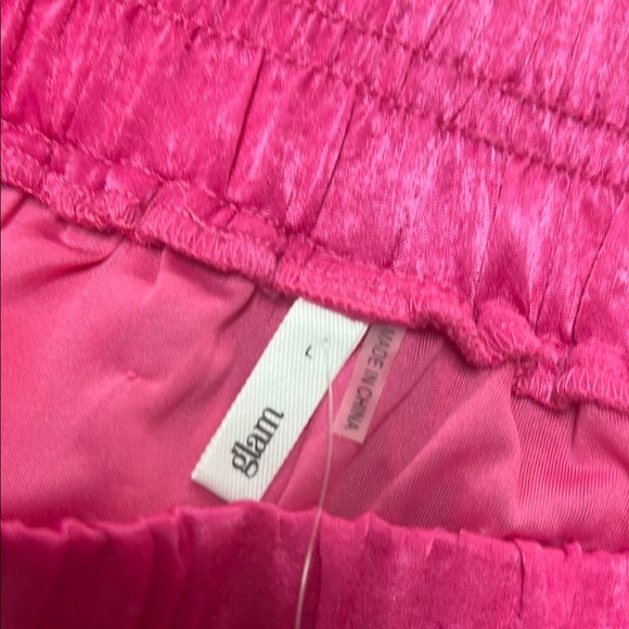 Pink Flowy Shorts with Elastic Waistband by Glam - Picture 3 of 4